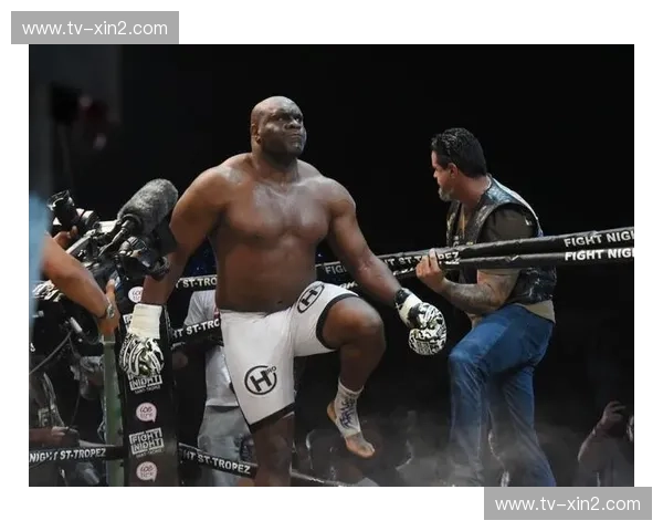 野兽的重锤与大师的黄昏:鲍勃·萨普vs胡斯特,那场摧毁格斗逻辑的战争 野兽的重锤与大师的黄昏:鲍勃·萨普vs胡斯特,那场摧毁格斗逻辑的战争